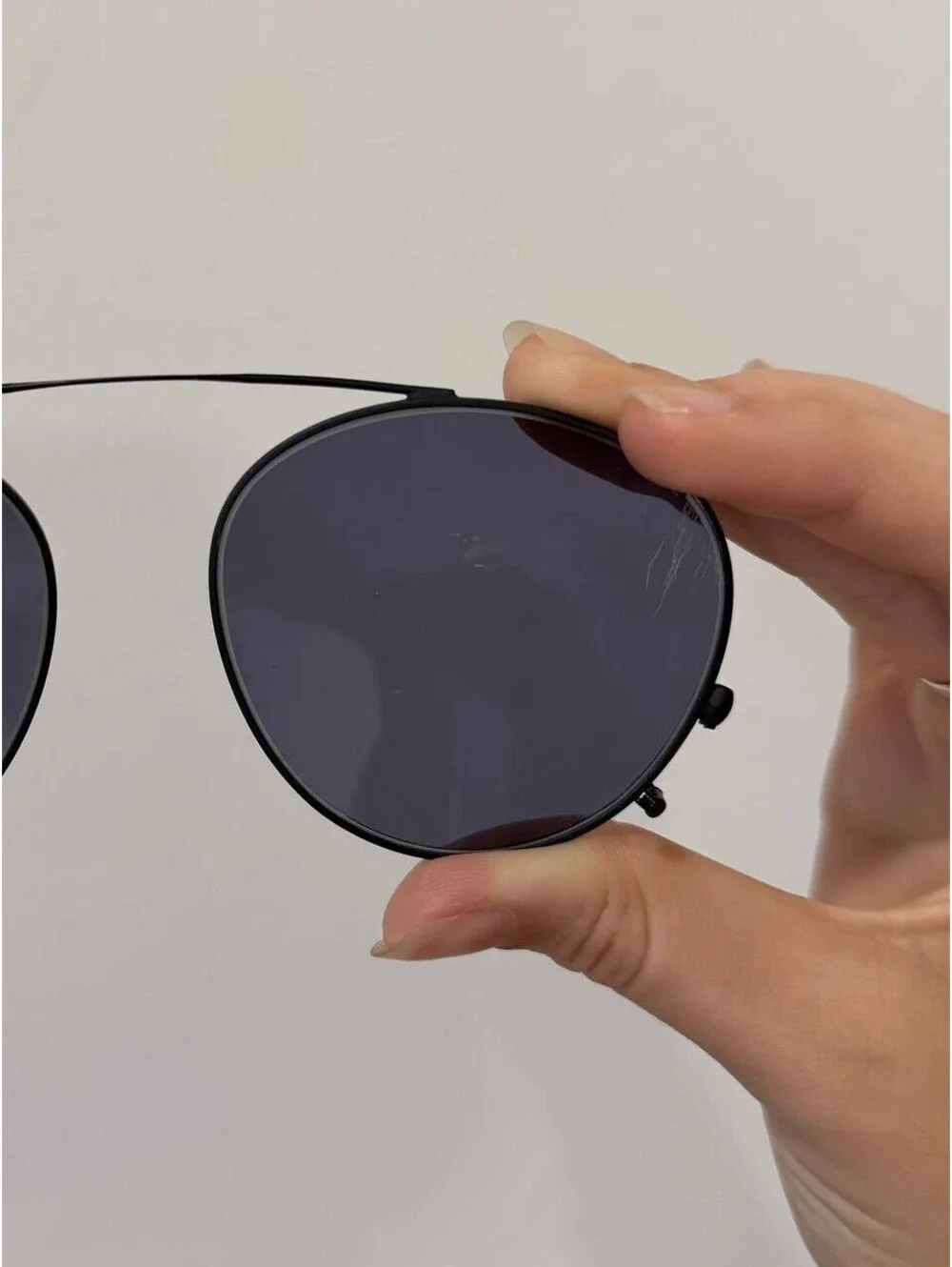 Vintage Round Clip On Sunglasses Luxottica Italy Cable Temple Japan 49x22